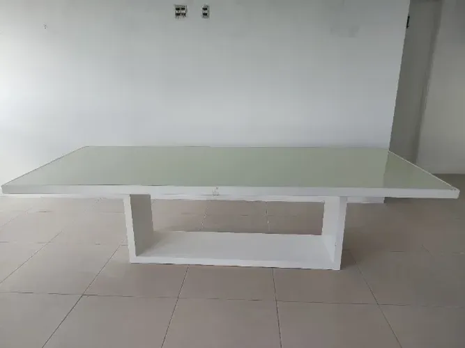  01 Mesa retangular grande Laqueada  + Vidro na Tampa  (Comprado Lar Shopping) - Vendo ou 