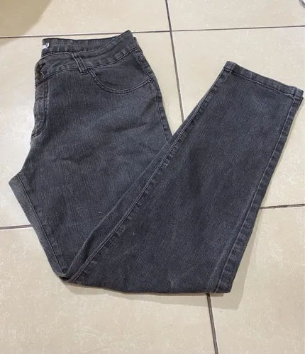Calça jeans feminina Marisa