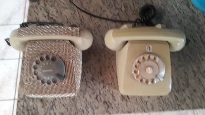 Telefone antigo para colecionadores