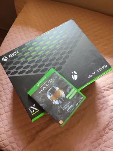 Xbox Series X (na caixa)