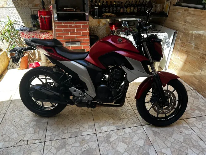 Yamaha Fazer 250 2019, pronta pra rodar!