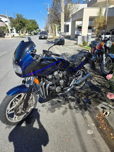 Cbx 750 néon 