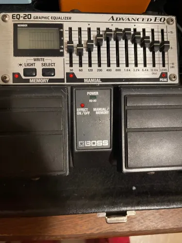 Equalizador Boss EQ-20 Advanced EQ