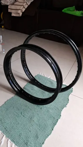 Par de Aros D.I.D Japan Original XRE