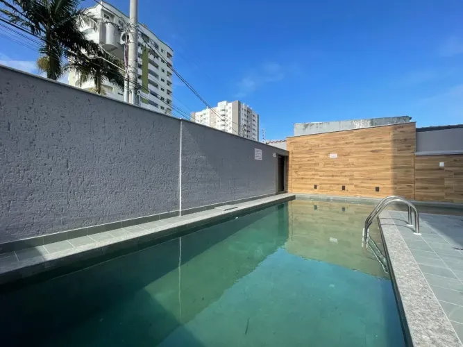 1 quarto-ENORME 64,61 M2-VAGA COBERTA-HOBBY BOX-LAZER COMPLETO-Barreiros-São José SC