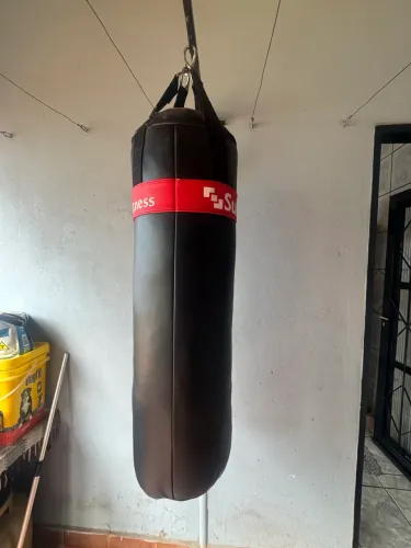 Saco de pancada + suporte 