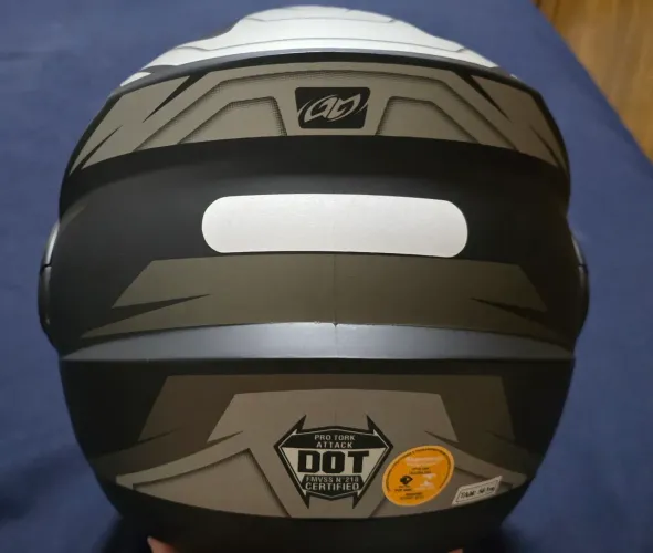 Capacete Escamoteável Attack Novíssimo!