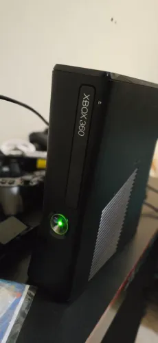 Xbox 360  com defeito envio olx pay acende luz verde