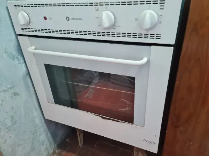 FORNO DE EMBUTIR A GÁS 60 L - 220V - GENERAL ELETRIC