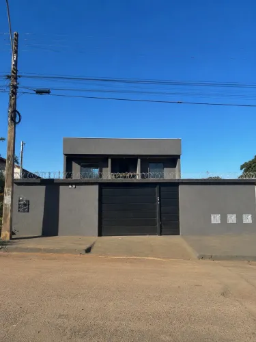 Aluga-se APARTAMENTO.