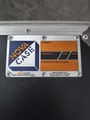 VENDO CASE PROFISSIONAL NOVA CASE ? grandMA COMMAND WING + FADER WING