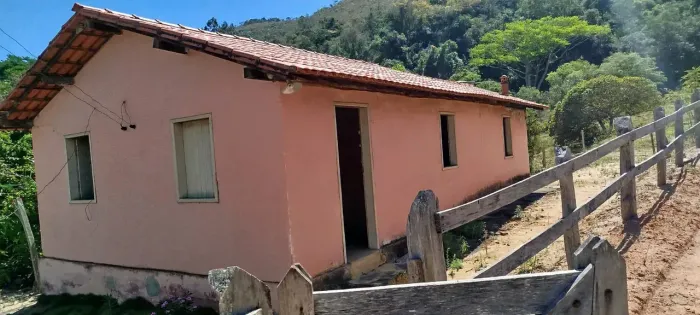 Sitio em Itaguara MG 30 MILMETROS COM LAGOA E AGUA POR GRAVIDADE ESCRITURA OPORTUNIDADE