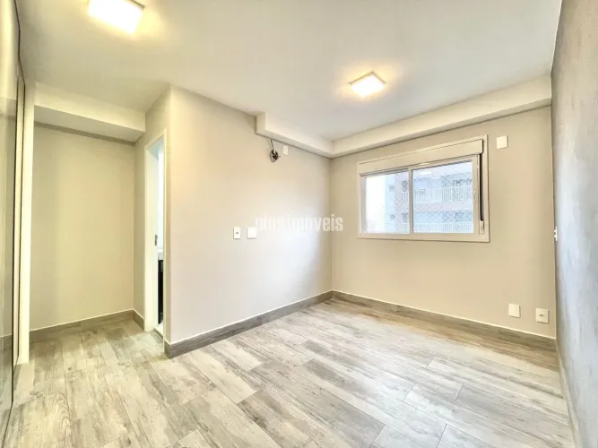 Aluga apartamento na Lapa com 2 dorm, 1 suíte, ótima localização, preço especial