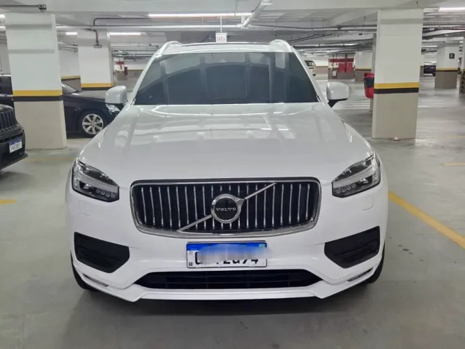 Volvo XC 90 T-6 Momentum 2.0 320cv 5P 2020