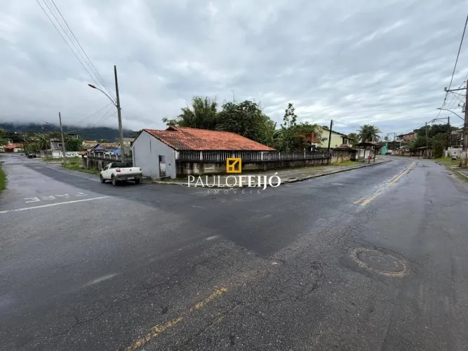 Casa com 4 dormitórios para alugar, 130 m² por R$ 2.500/mês - São José de Imbassai - Maric