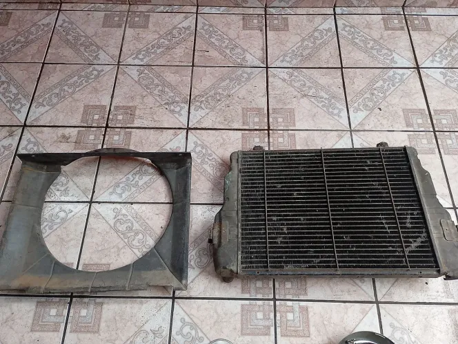 Radiador com defletor opala 6cc 80