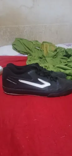 Vende-se chuteira de futsal