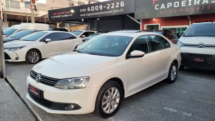 Volkswagen Jetta Comfortline 2.0 T.flex 8V 4P Tipt. 2014