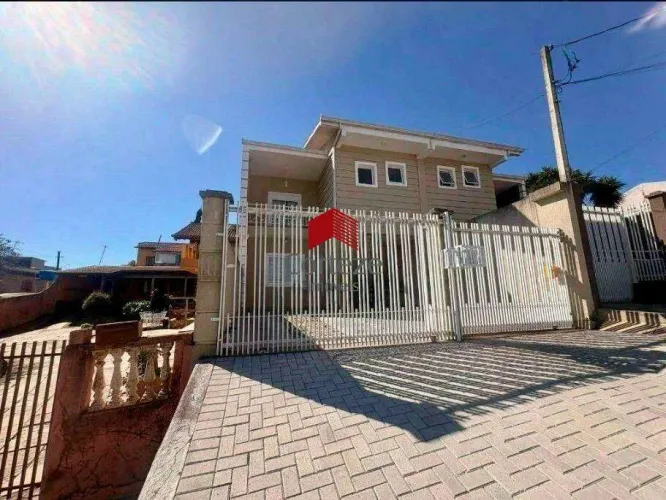 Sobrado com 166,93m² 3 quartos, à venda, no bairro Centro em Araucária