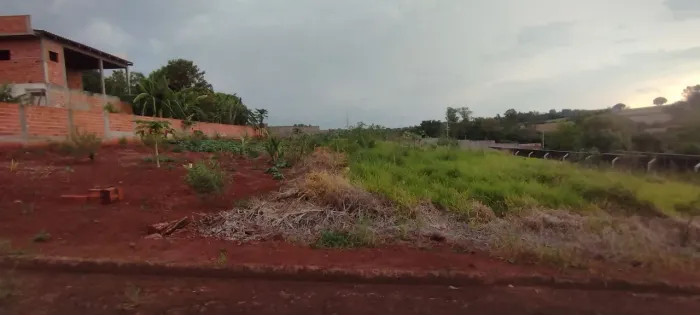 Mandaguaçu-Pr, Condômino Flor de Laranjeira, lote 500 m2, R$ 105.000,00