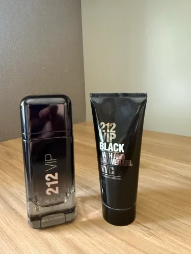 212 vip black