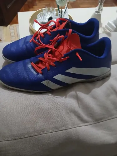 Chuteira adidas Society 43