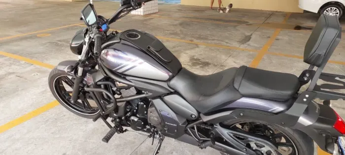 Kawasaki Vulcan S 650 2020, pouco rodada e em excelente estado de conservação.