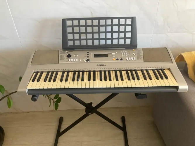 Teclado Yamaha