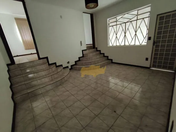 Casa com 4 dormitórios à venda, 200 m² por R$ 480.000,00 - Centro - Rio Claro/SP