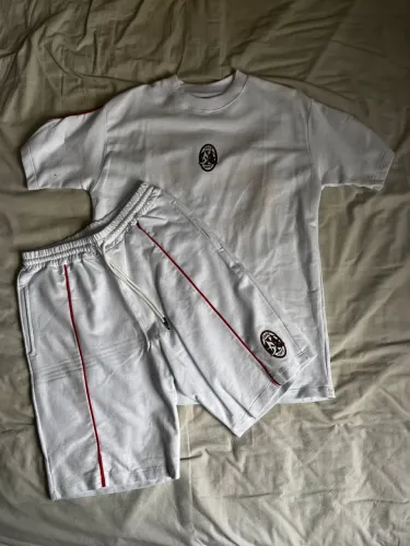 VENDO CONUNTO MILAN RETRO 