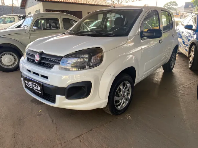 Fiat Uno Attractive 1.0 EVO Fire Flex 8V 5P 2021