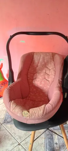 Vende-se bebê conforto