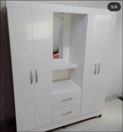 Guarda Roupa 4 Portas Poquema Córdoba - Novo e embalado!!