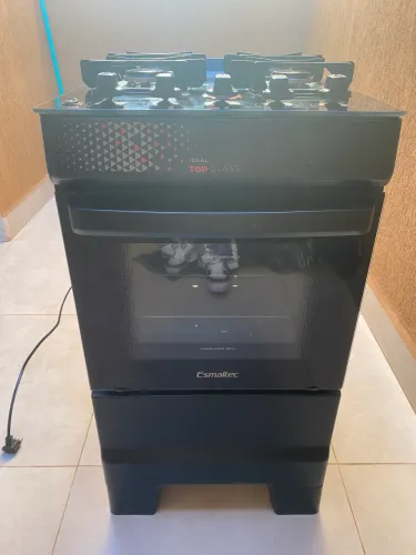 Vende - se fogão de 4 boca