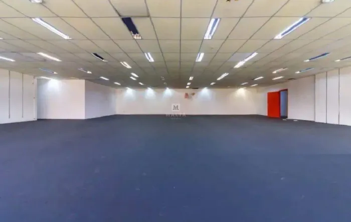 Prédio Comercial 20 Salas, 8 banheiros para Alugar, Prado