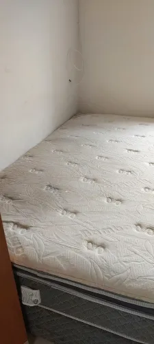 Cama box solteirão com colchão e box