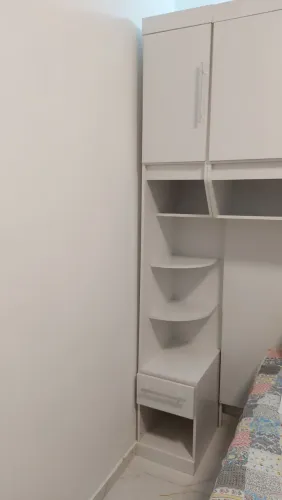 Módulo Cabeceira Lateral Reversível em MDF Branco - 1 Porta e 1 Gaveta | Excelente Estado