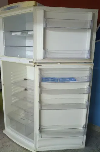 Geladeira Continental 470l