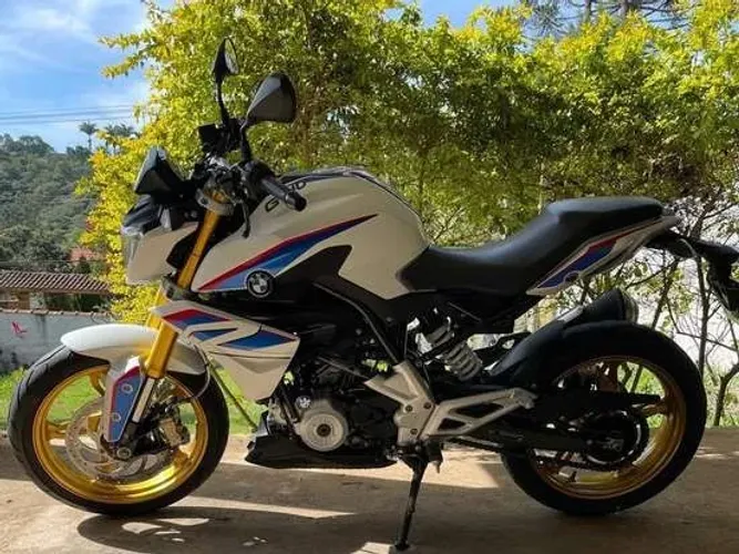 Vendo Linda BMW GS 310 R!