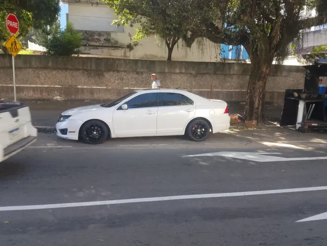 Ford Fusion SEL 2.5 16V 173cv Aut. 2012