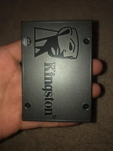 HD SEGATE 1tb e SSD Kingston 240gb