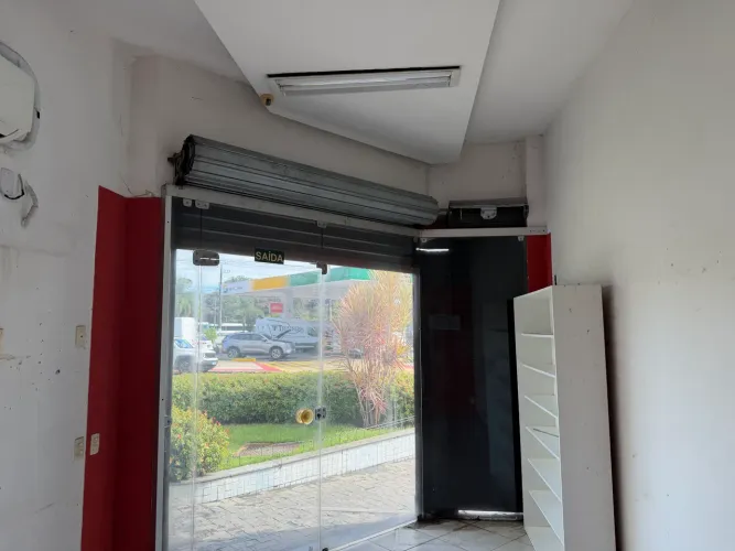 Loja em frente à UFES (Rua da Lama localização privilegiada)