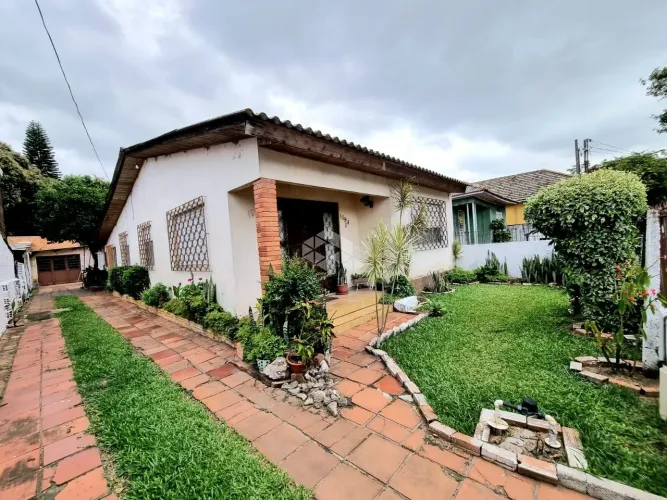 2 Casas 5 Dormitórios Bairro Rio Branco - Canoas