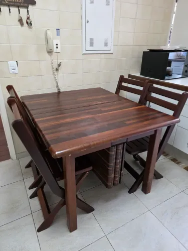 Mesa de Madeira Estilo Rústico/Colonial - Extensível até 2,80 m + 12 Cadeiras