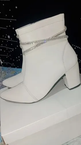 Bota cano fino