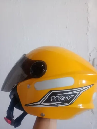 Capacete
