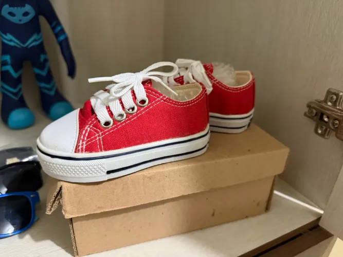 All star infantil vermelho