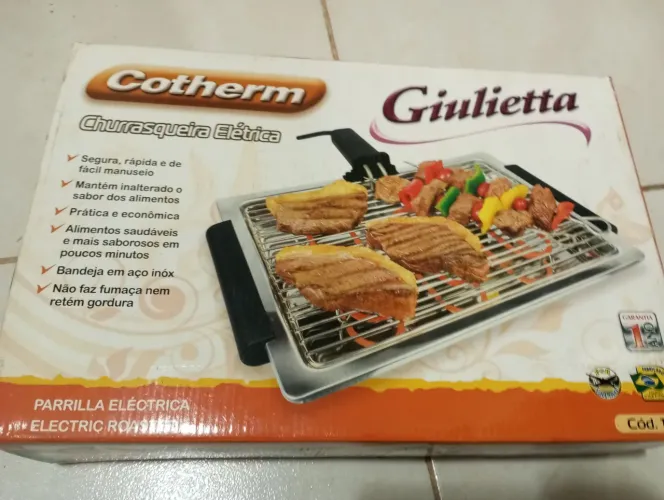 Churrasqueira elétrica Britânia