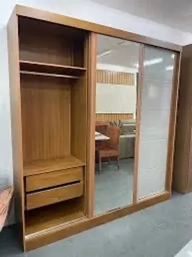 Guarda roupa