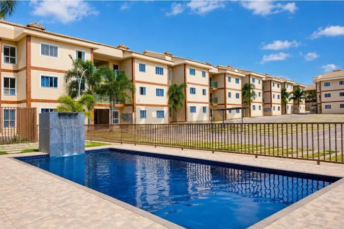 VENDA - APARTAMENTO 2 QTS TÉRREO COM QUINTAL - GARAGEM AC FINANCIAMENTO RESIDENCIAL ROYAL